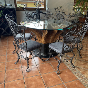 Luxusný dubový stôl - dizajnový nábytok (NBK-61)
