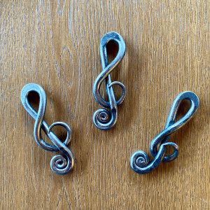 Hand forged treble clef (H-1)