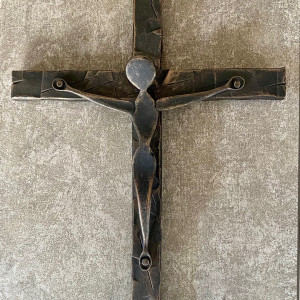 Crucifix en fer forgé