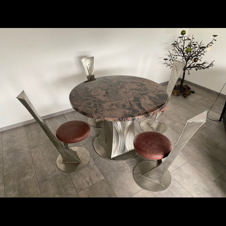 Moderná nerezová stolička - futuristický nábytok  (NBK-15)