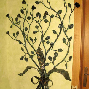 A wrought iron hanger - artistic furniture (VC-8)