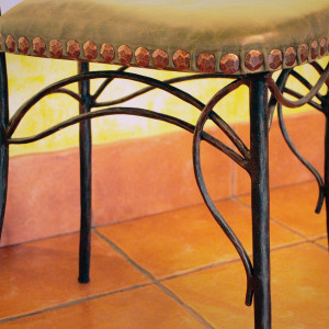 Luxusná kovaná stolička - exkluzívny nábytok (NBK-21)