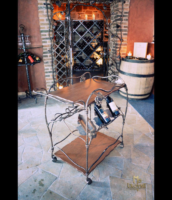 Kovaný servírovací vozík - luxusný nábytok (DPK-82)
