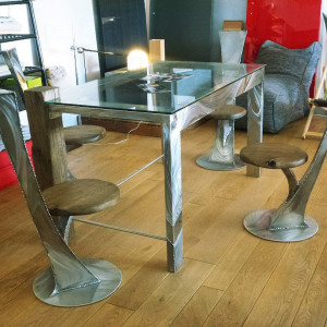 Luxusný nerezový stôl - moderný nábytok (NBK-60)