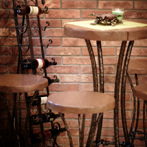 Kovaný barový stôl - kovaný nábytok (NBK-102)