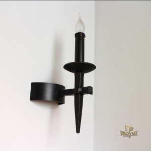 A historical side-wall lighting ‘ANTIK‘ – forged one-candle lamp (SI0801)