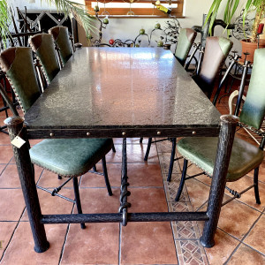 Luxusný jedálenský stôl - kovaný nábytok (NBK-56)